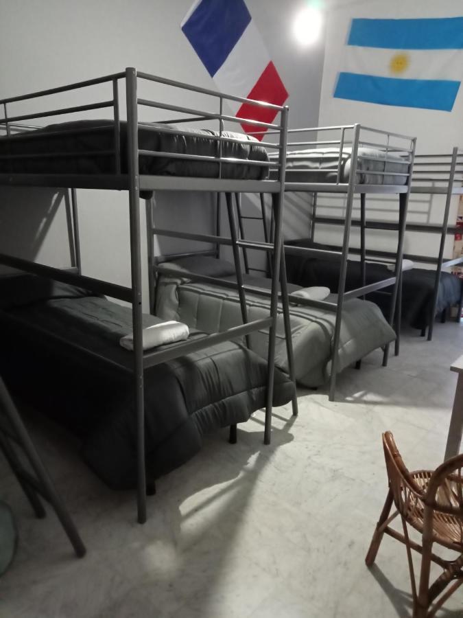 נאפולי Dama Hostelbb מראה חיצוני תמונה