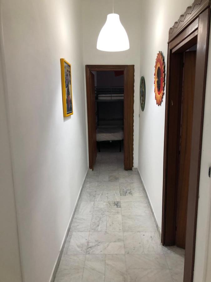 נאפולי Dama Hostelbb מראה חיצוני תמונה